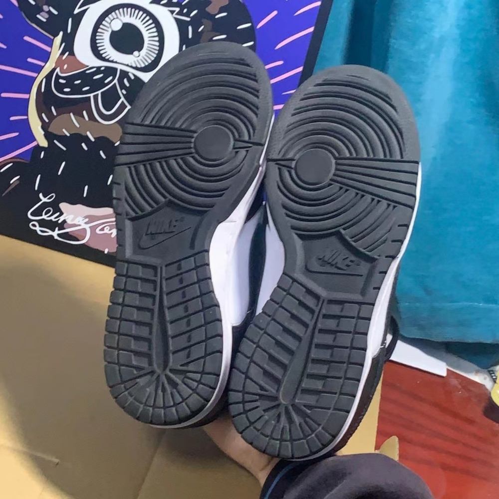 Nike Dunk Black & White - Picture 4 of 5